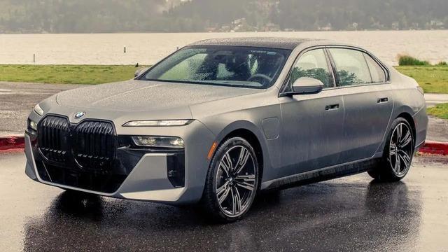 BMW, 27 Binden Fazla Aracı Geri Çağırdı: İşte Sebebi! haber gorsel 20260820110019